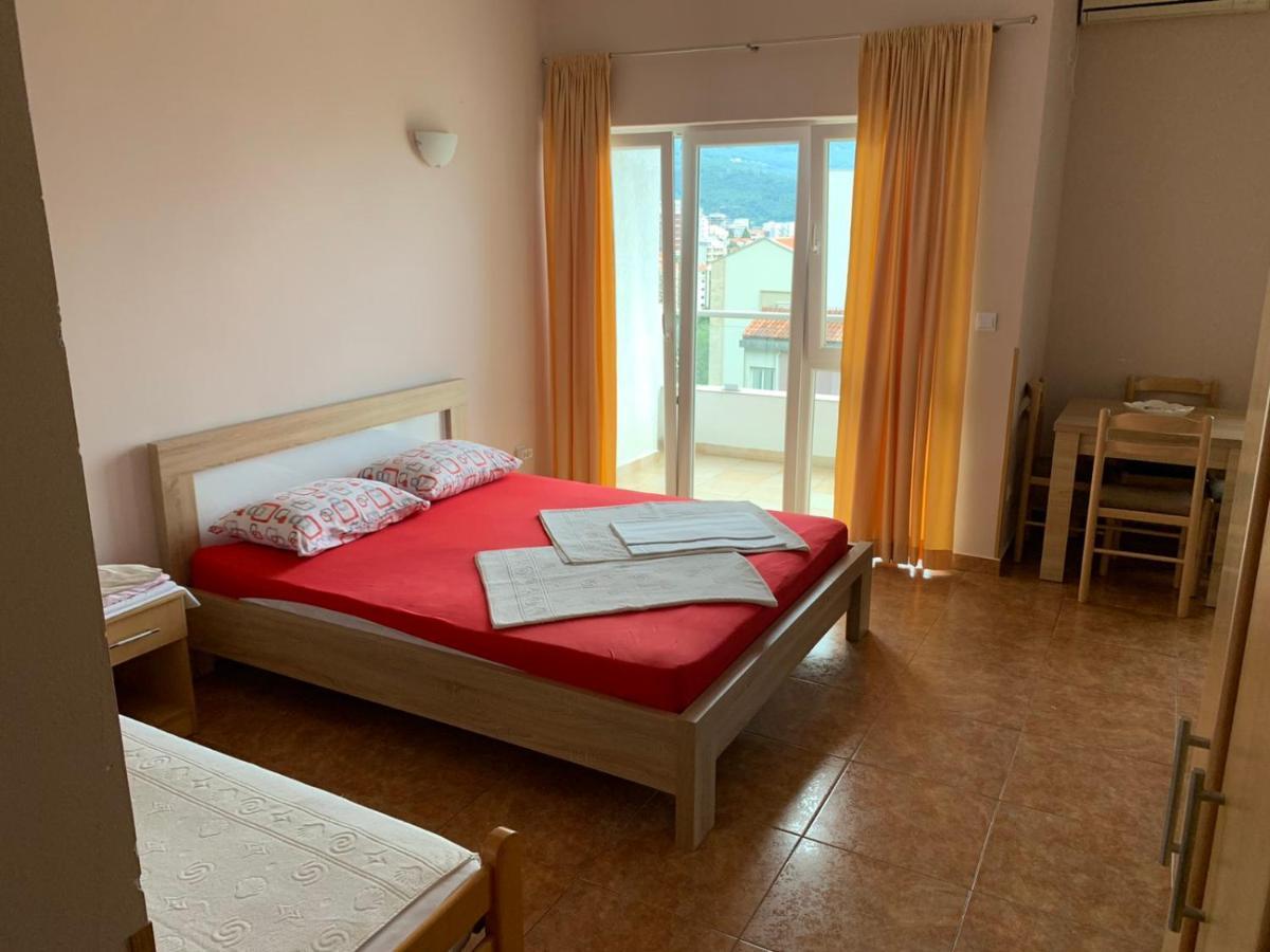 Apartmani Ilic Becici  Bagian luar foto