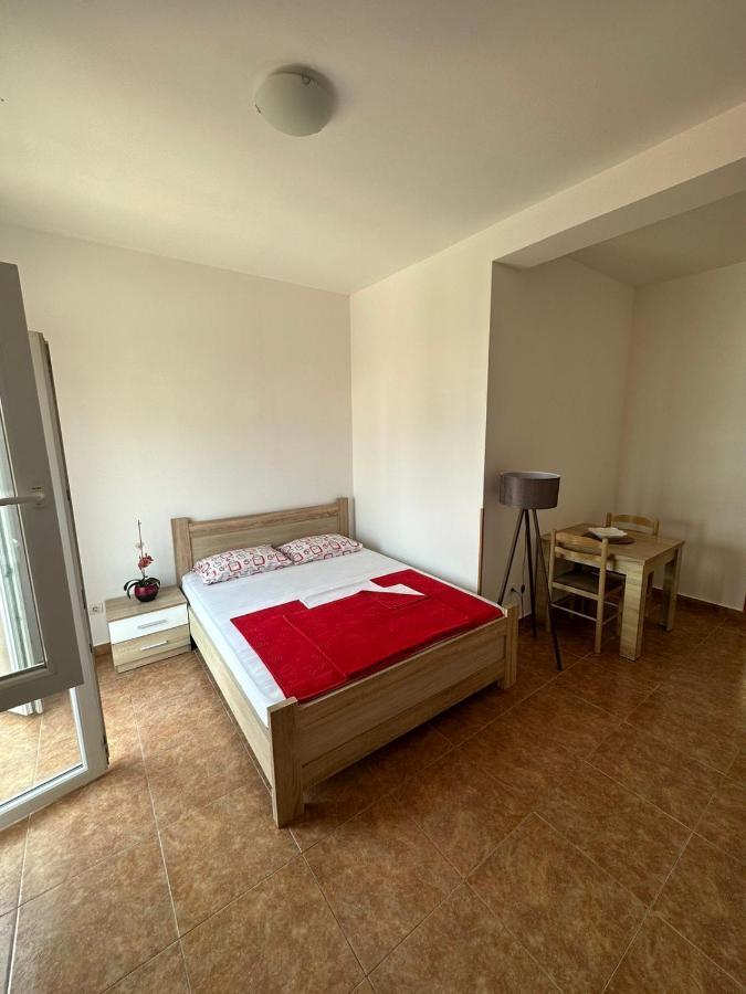 Apartmani Ilic Becici  Bagian luar foto